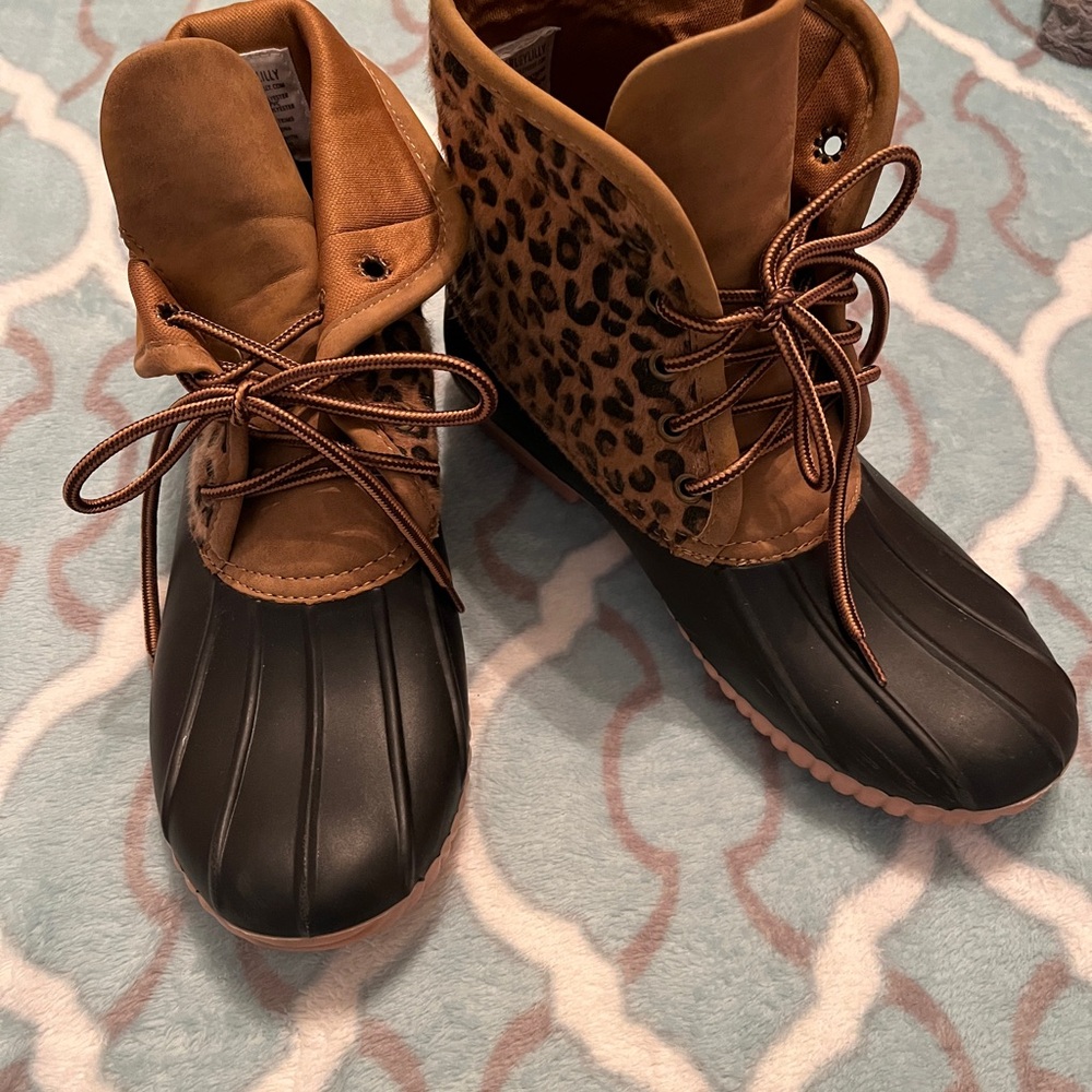 Marleylilly Leopard Print Duck Boots